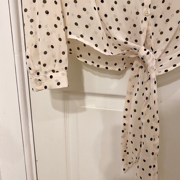 Sheer polka dot button up blouse - Picture 4 of 6